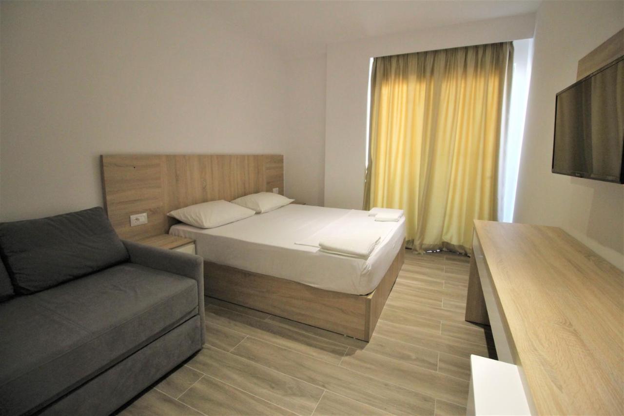 Hotel Ksamili Екстер'єр фото
