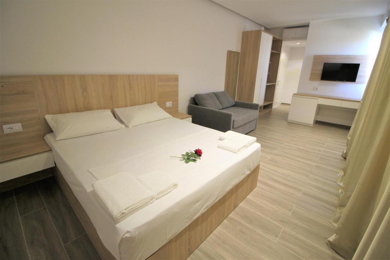 Hotel Ksamili Екстер'єр фото