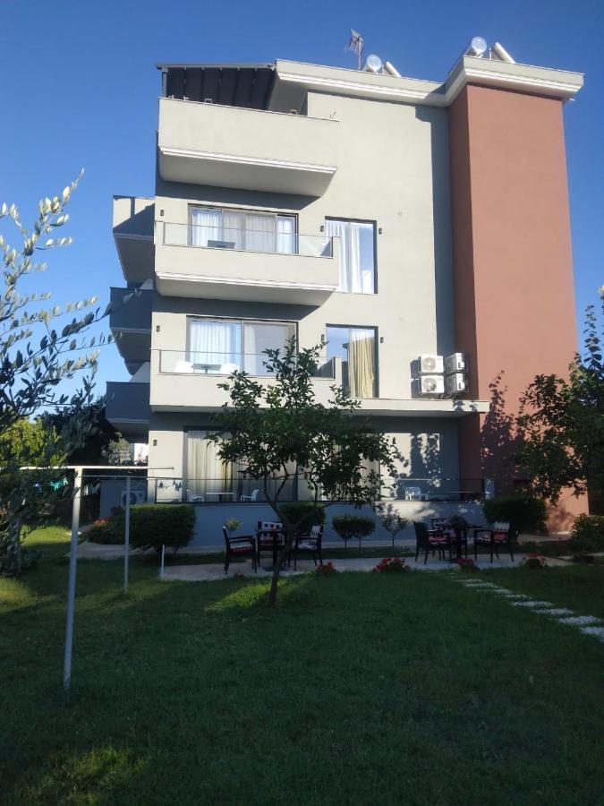 Hotel Ksamili Екстер'єр фото