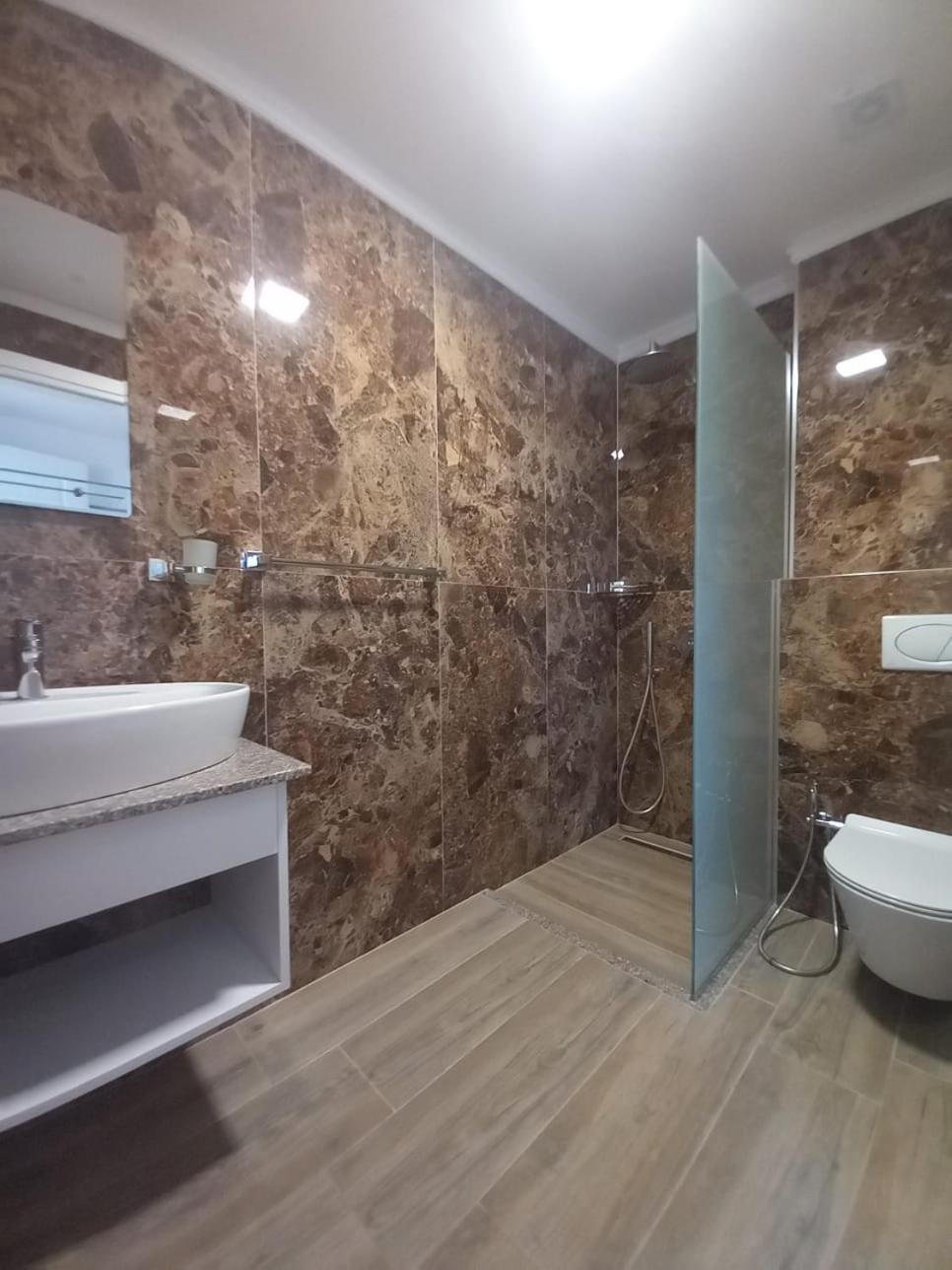 Hotel Ksamili Екстер'єр фото