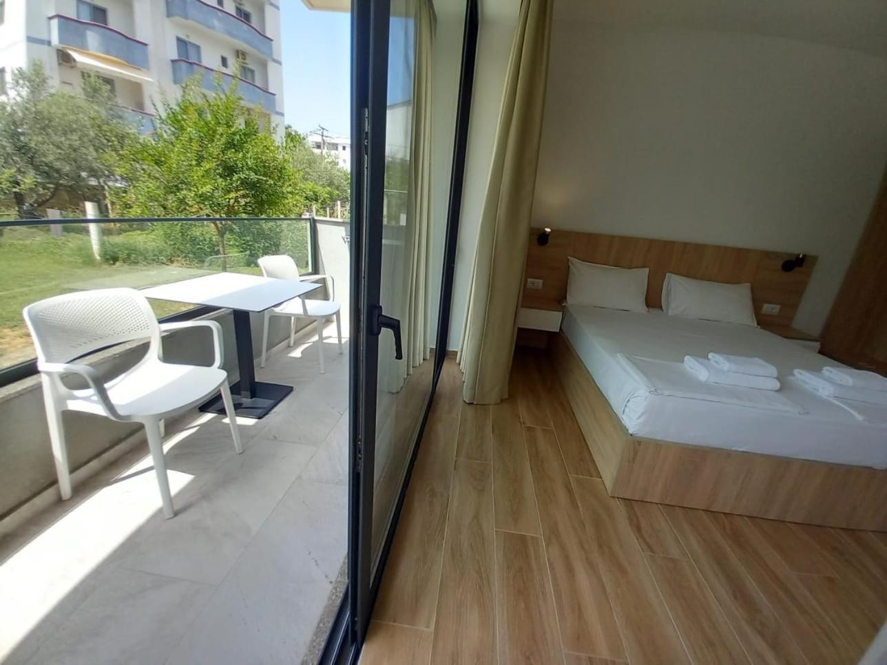 Hotel Ksamili Екстер'єр фото